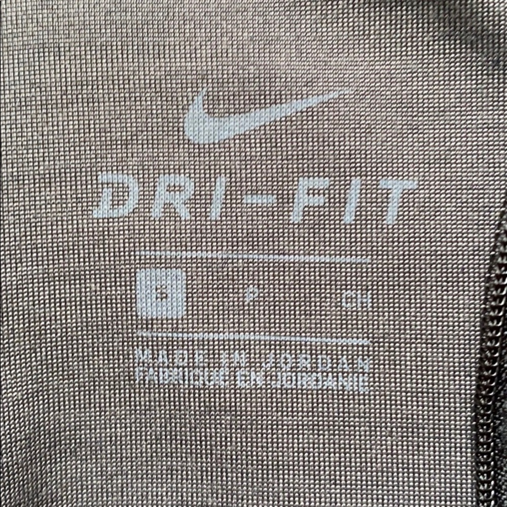 Nike pullover - Picture 3 of 3